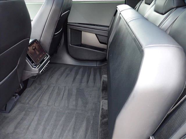 Used 2024 Tesla Cybertruck AWD Crew Cab image 8