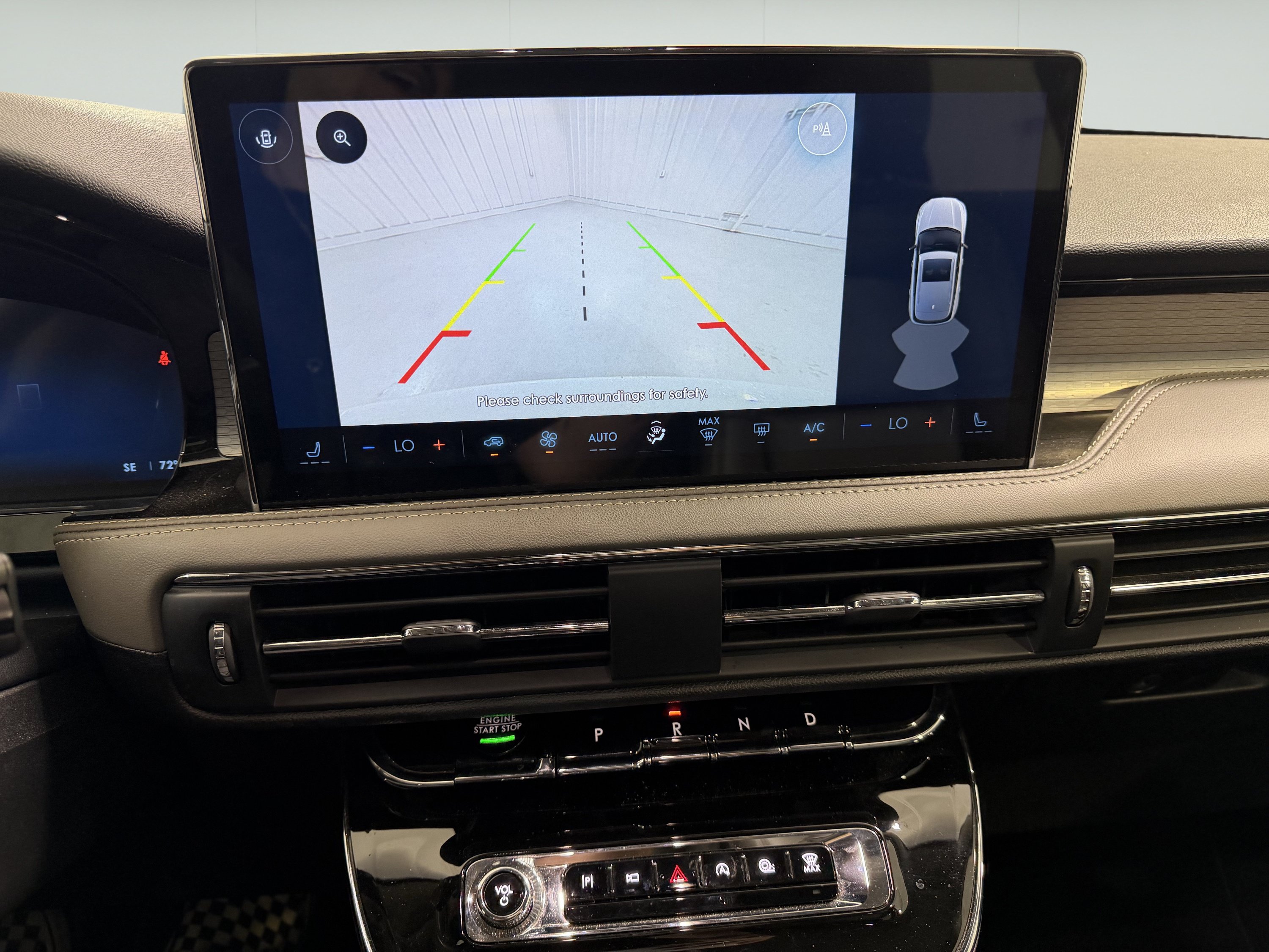Used 2025 Lincoln Corsair FWD image 15