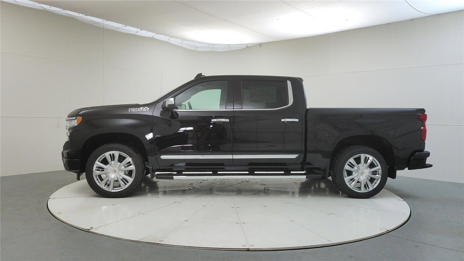 New 2026 Chevrolet Silverado 1500 High Country w/ Technology Package image 4