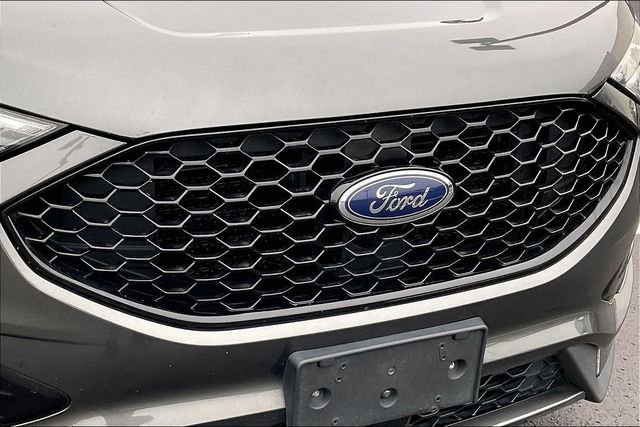 Used 2020 Ford Edge ST-Line FWD image 31