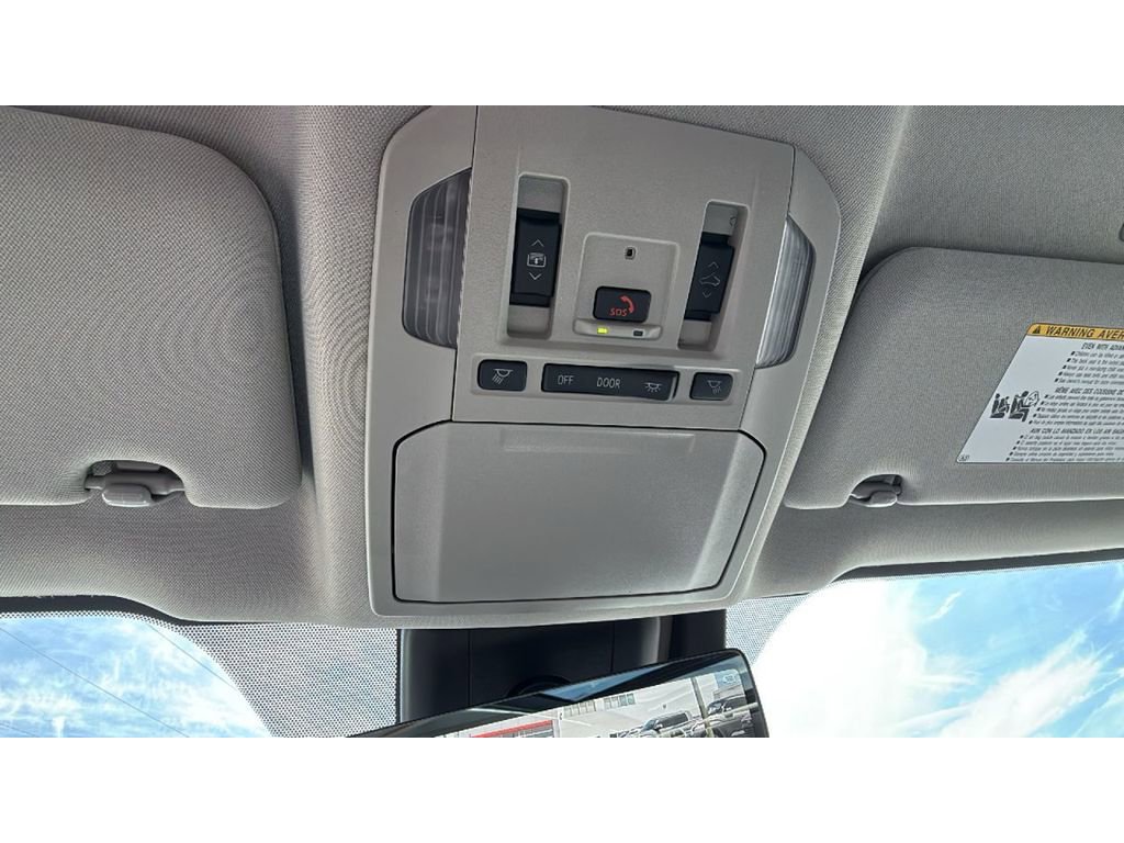 New 2026 Toyota Highlander Platinum AWD/4WD image 30