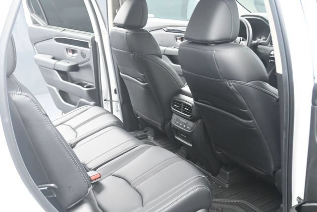 Used 2025 Honda Pilot EX-L image 20