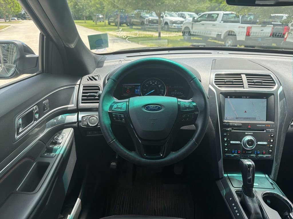 Used 2017 Ford Explorer Sport w/ Equipment Group 401A AWD/4WD image 11