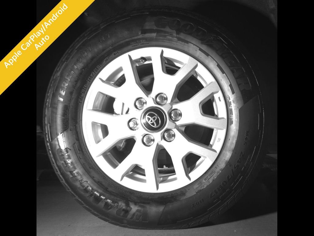 Used 2025 Toyota Tacoma SR5 AWD/4WD image 9