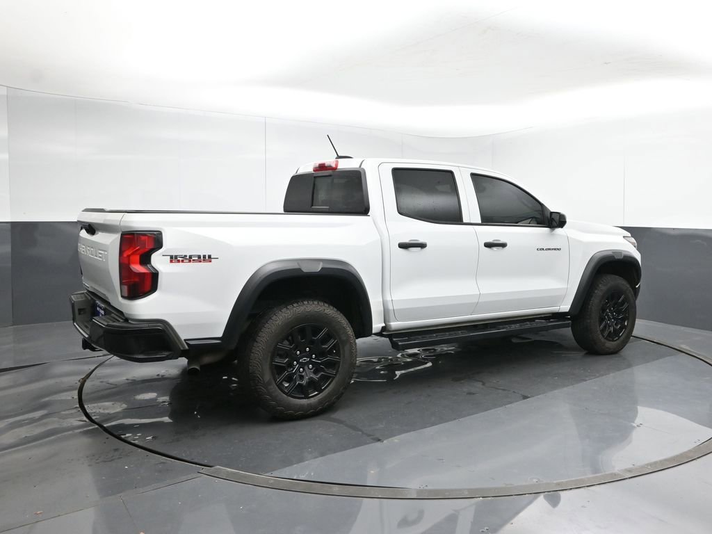 Used 2024 Chevrolet Colorado Trail Boss w/ Technology Package image 5
