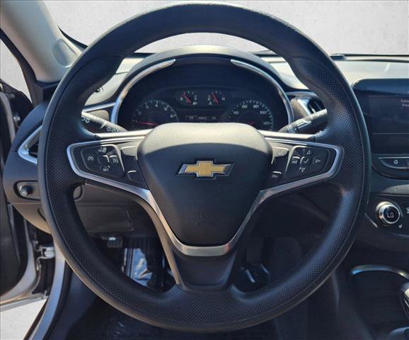 Used 2021 Chevrolet Malibu LT FWD image 13