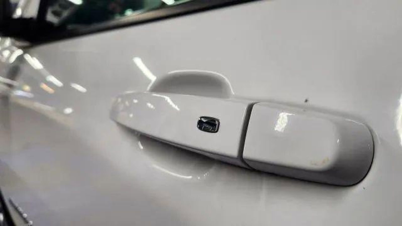 Used 2019 Chevrolet Equinox LS image 41