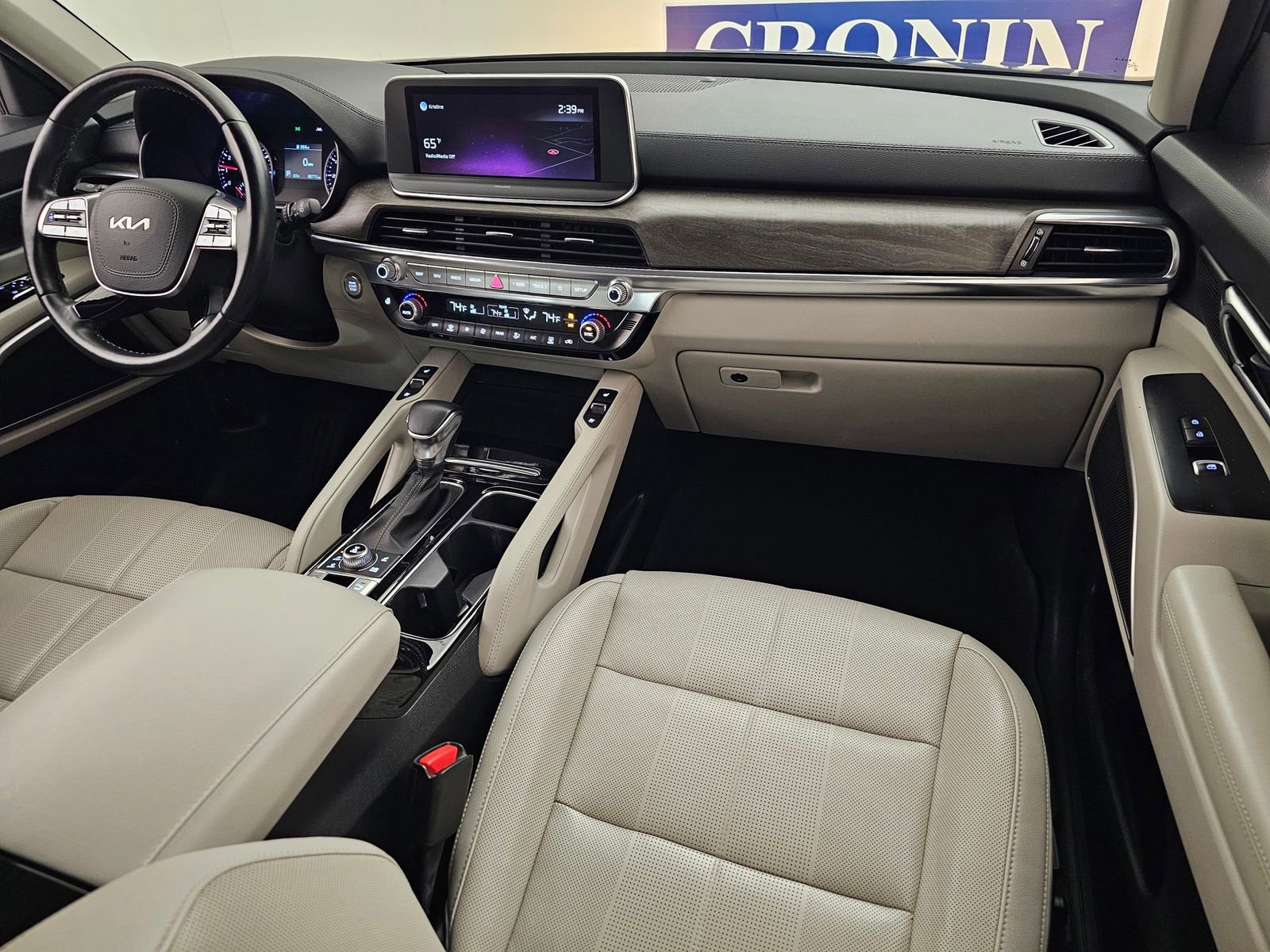 Used 2022 Kia Telluride EX w/ EX Premium Package image 19