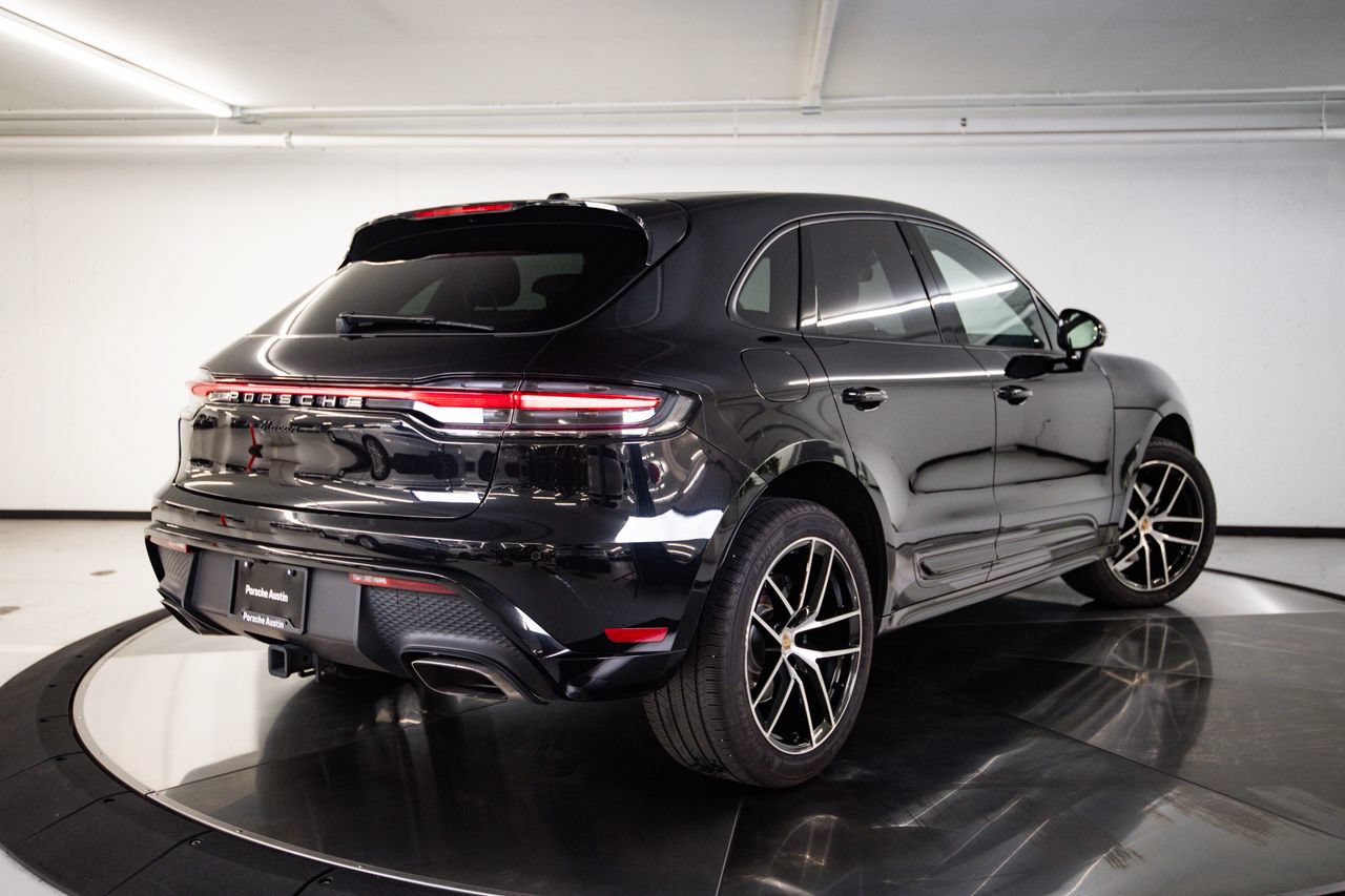 Certified 2023 Porsche Macan AWD/4WD image 7
