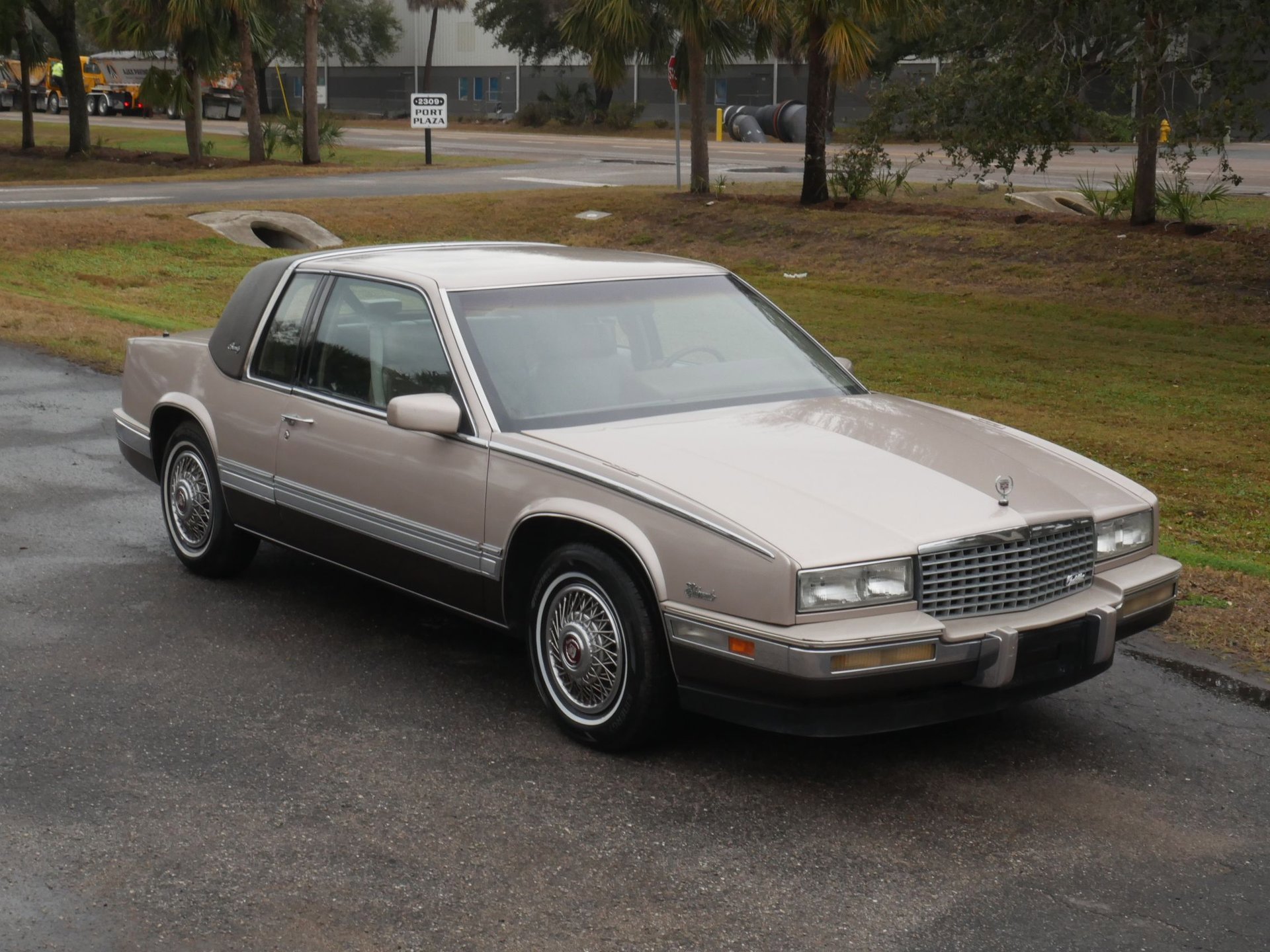 Used 1988 Cadillac Eldorado Coupe image 26