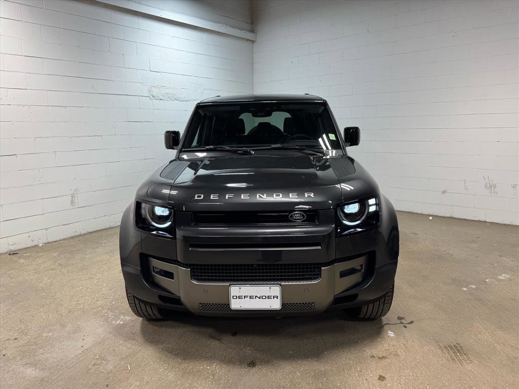 Used 2026 Land Rover Defender 110 S image 3