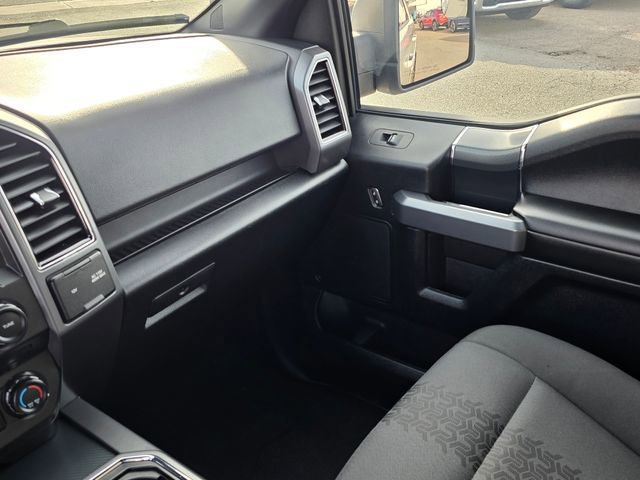 Used 2018 Ford F150 XLT w/ Equipment Group 302A Luxury image 38