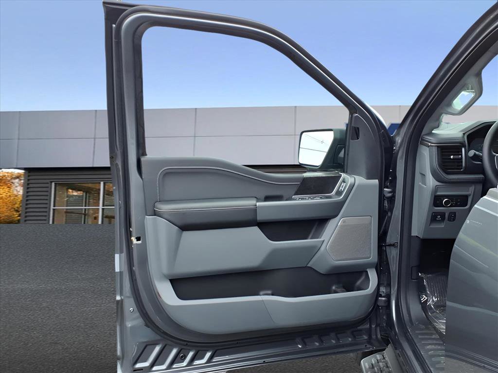 New 2025 Ford F150 Lightning Flash image 8