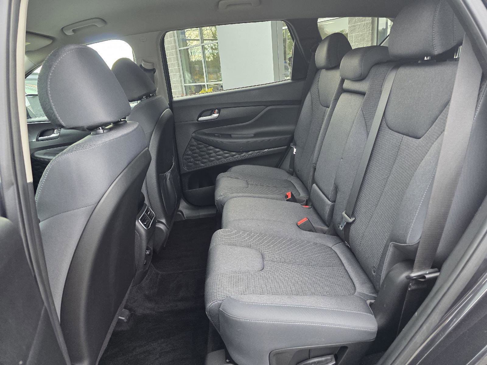 Used 2022 Hyundai Santa Fe SEL image 11