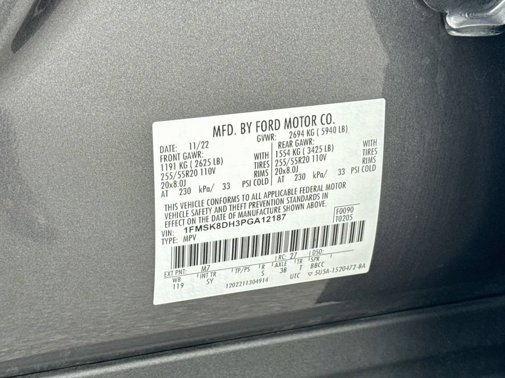 Used 2023 Ford Explorer XLT w/ Equipment Group 202A AWD/4WD image 34