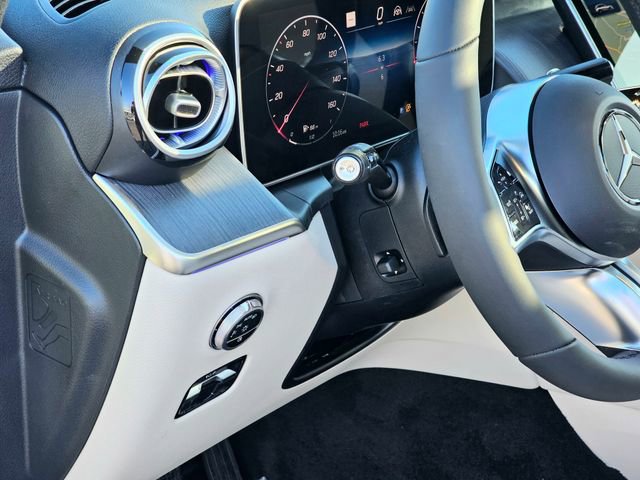 New 2026 Mercedes-Benz GLC 300 4MATIC image 15