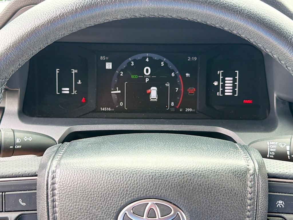 Used 2025 Toyota 4Runner SR5 RWD image 14