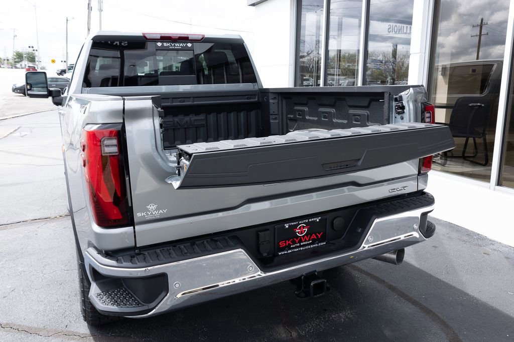 New 2026 GMC Sierra 2500 SLT w/ SLT Premium Package AWD/4WD image 8