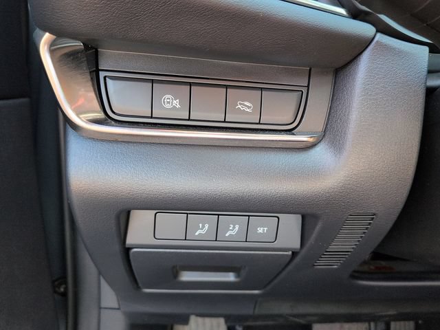 Used 2025 MAZDA CX-30 AWD 2.5 S w/ Preferred Package image 19