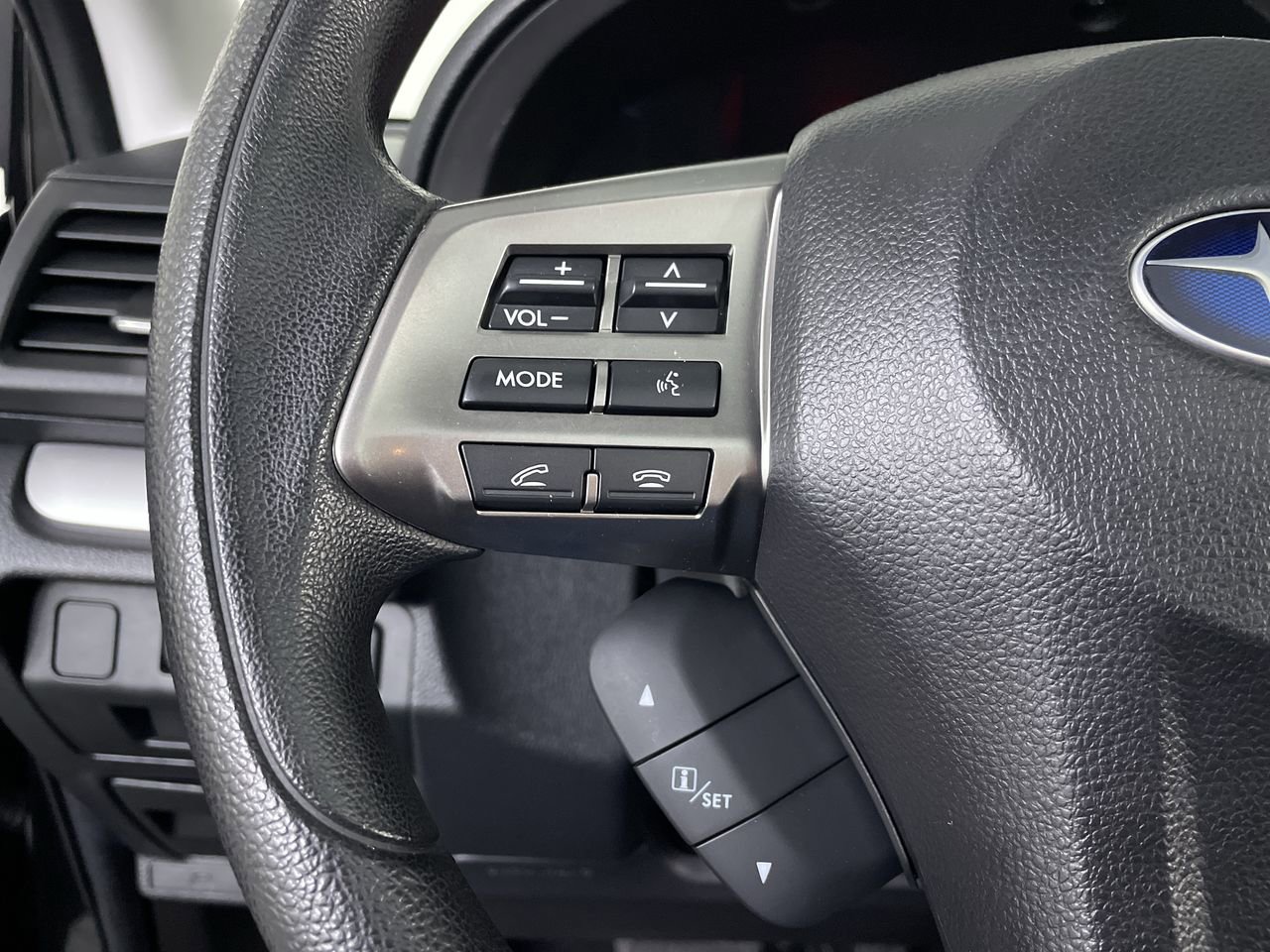 Used 2015 Subaru Forester 2.5i Premium w/ All-Weather Package image 26