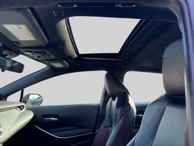 Certified 2025 Toyota Corolla XSE image 18