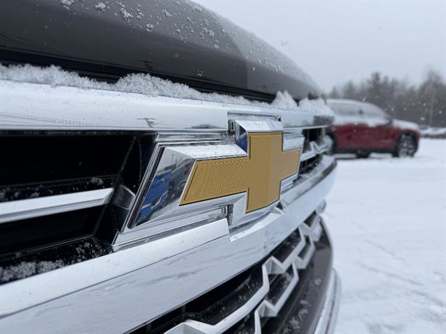 Used 2023 Chevrolet Silverado 1500 LTZ w/ Z71 Off-Road Package AWD/4WD image 5