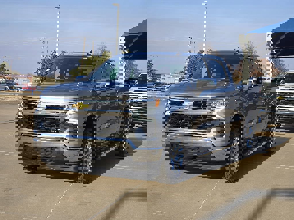 New 2026 Chevrolet Silverado 1500 LT image 2