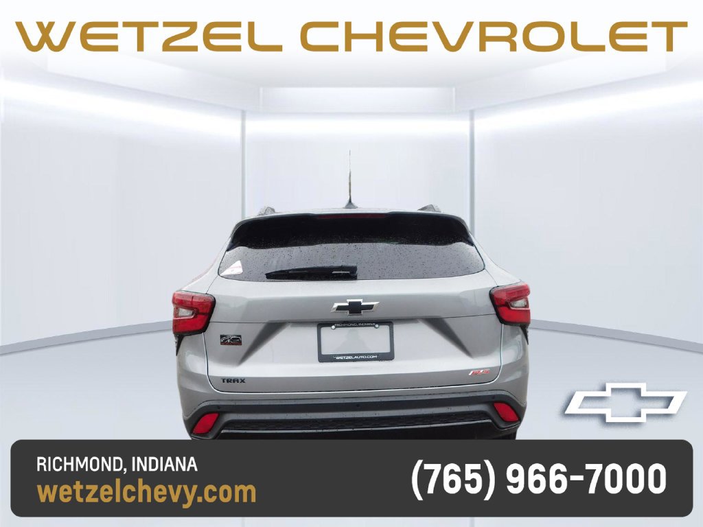 New 2026 Chevrolet Trax RS w/ Driver Confidence Package FWD image 4