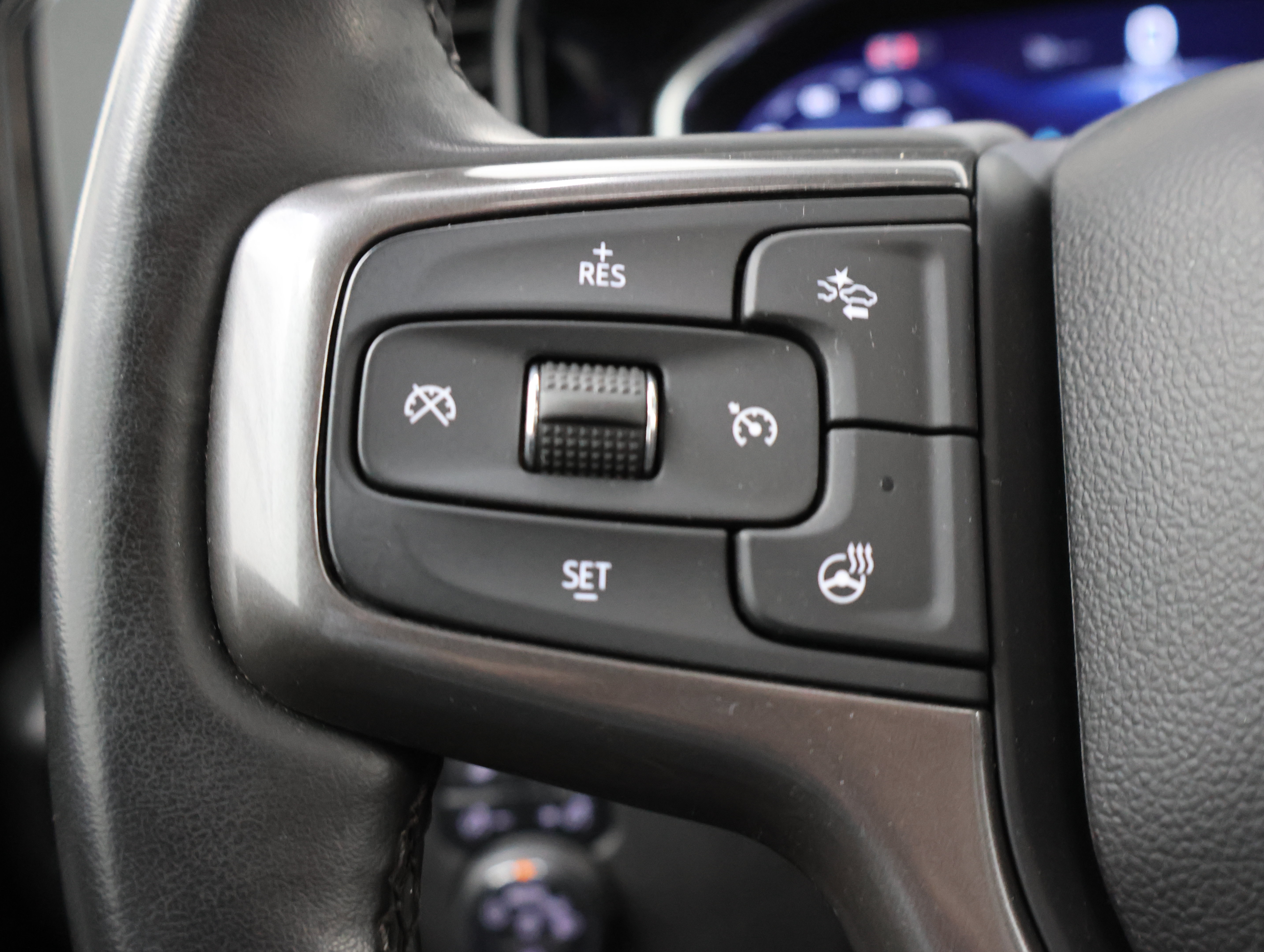Used 2024 Chevrolet Silverado 2500 LTZ w/ LTZ Plus Package AWD/4WD image 76