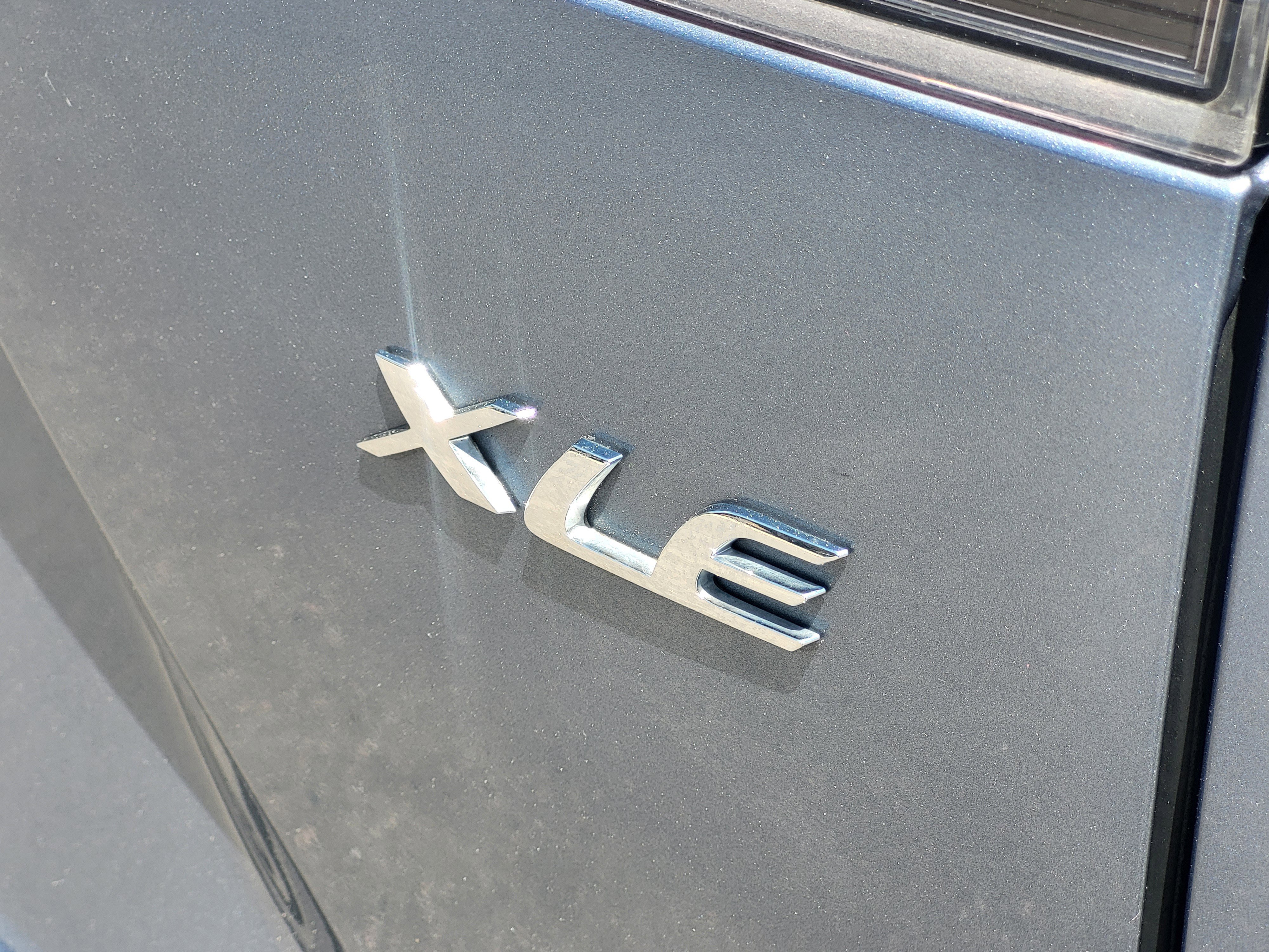 Certified 2024 Toyota Corolla Cross XLE w/ Convenience Package FWD image 9