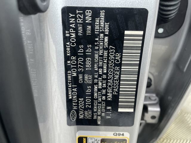 Used 2025 Hyundai Venue SEL image 48