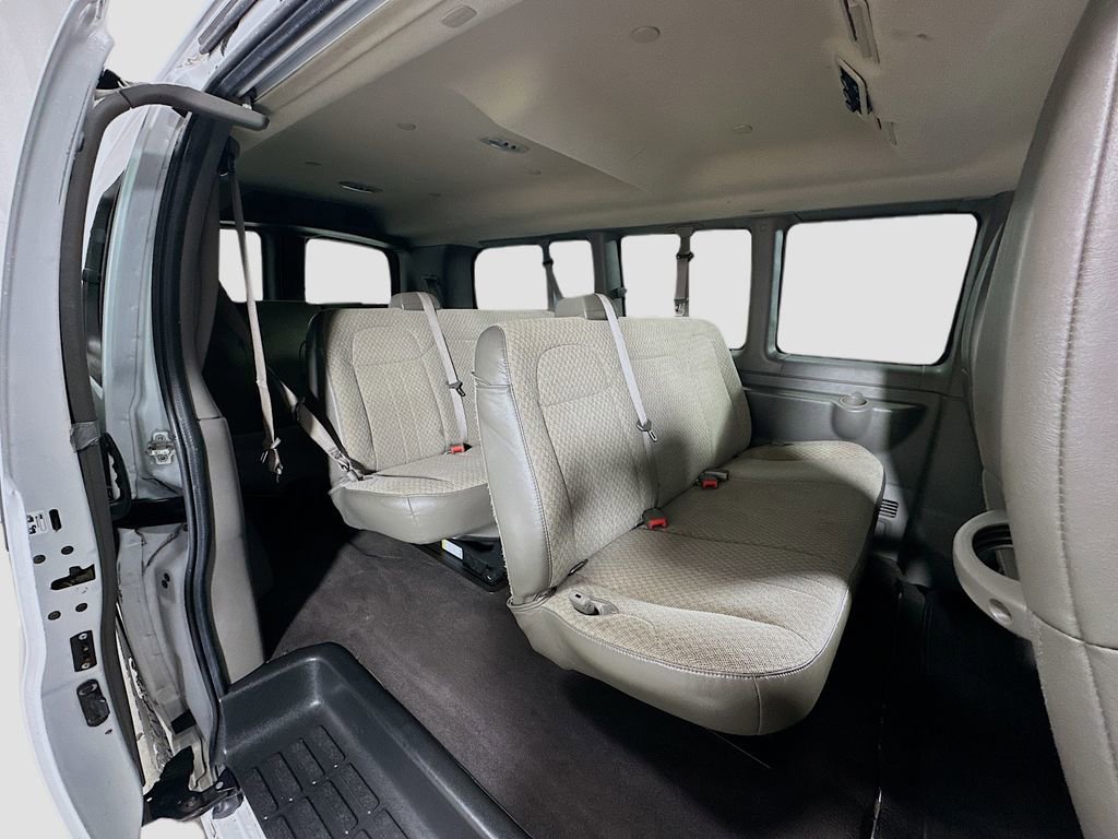 Used 2019 Chevrolet Express 3500 LT w/ LT Preferred Equipment Group image 26