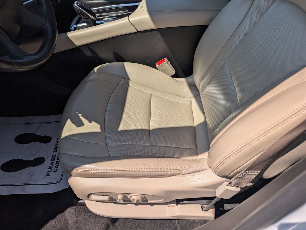 Used 2018 Buick Enclave Premium AWD/4WD image 21