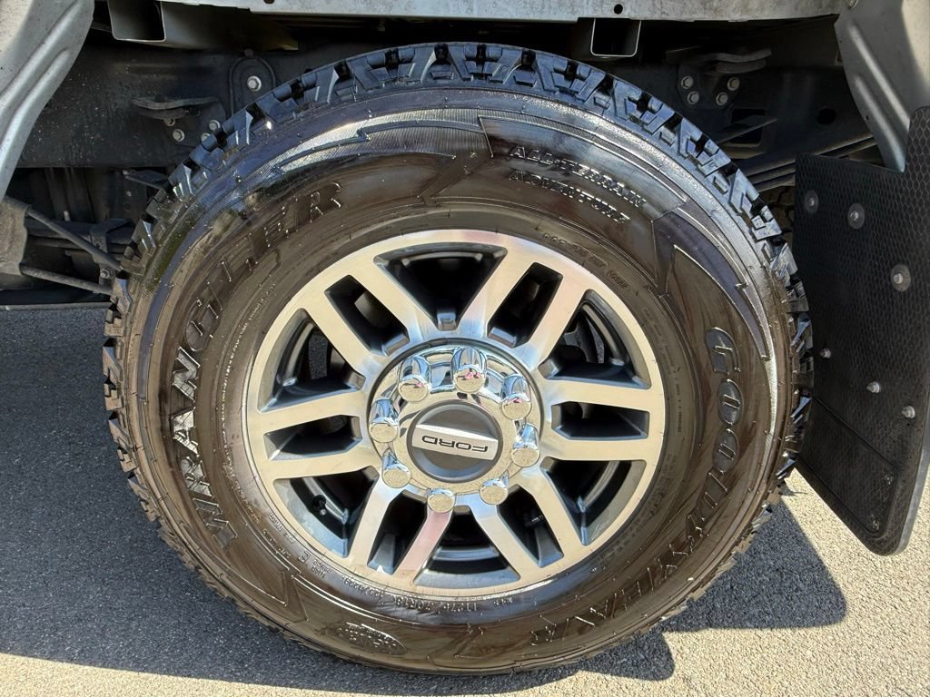 Used 2022 Ford F350 XL w/ FX4 Off-Road Package AWD/4WD image 24
