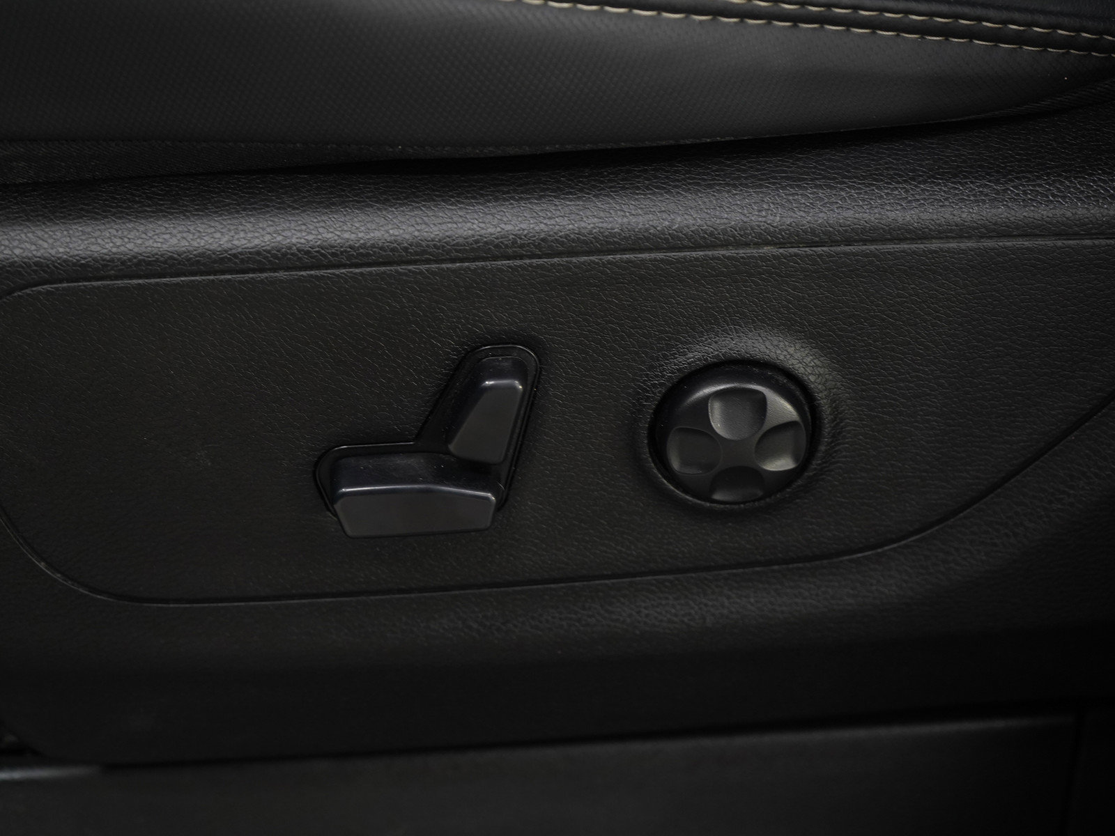 Used 2019 RAM 1500 Sport w/ Level 2 Equipment Group AWD/4WD image 25