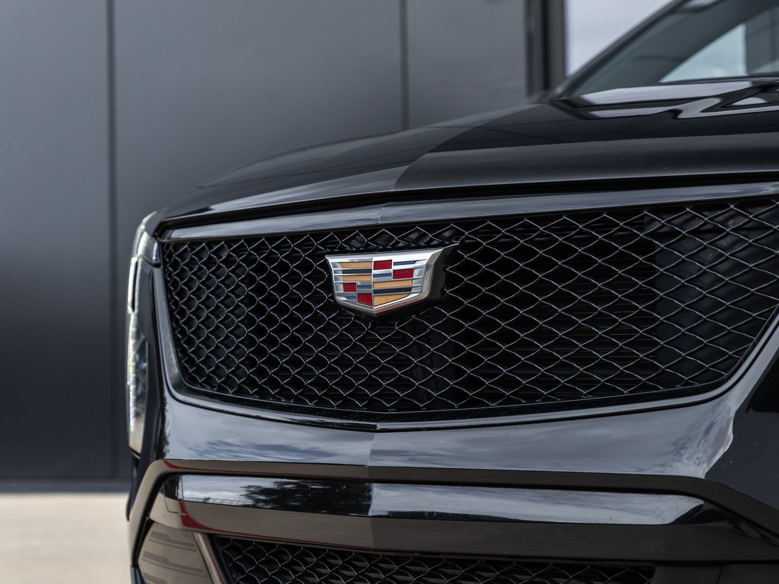Used 2024 Cadillac XT4 Sport FWD image 15