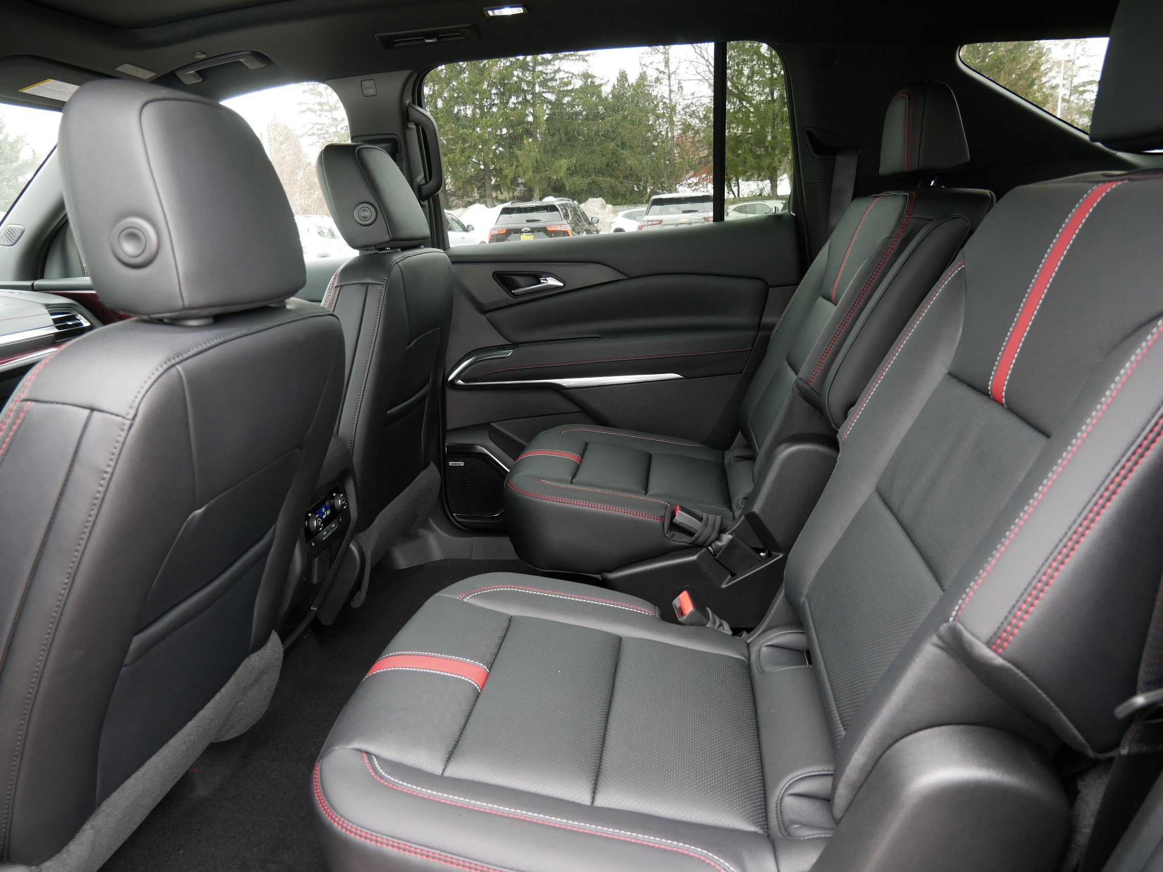 New 2026 Chevrolet Traverse RS AWD/4WD image 5