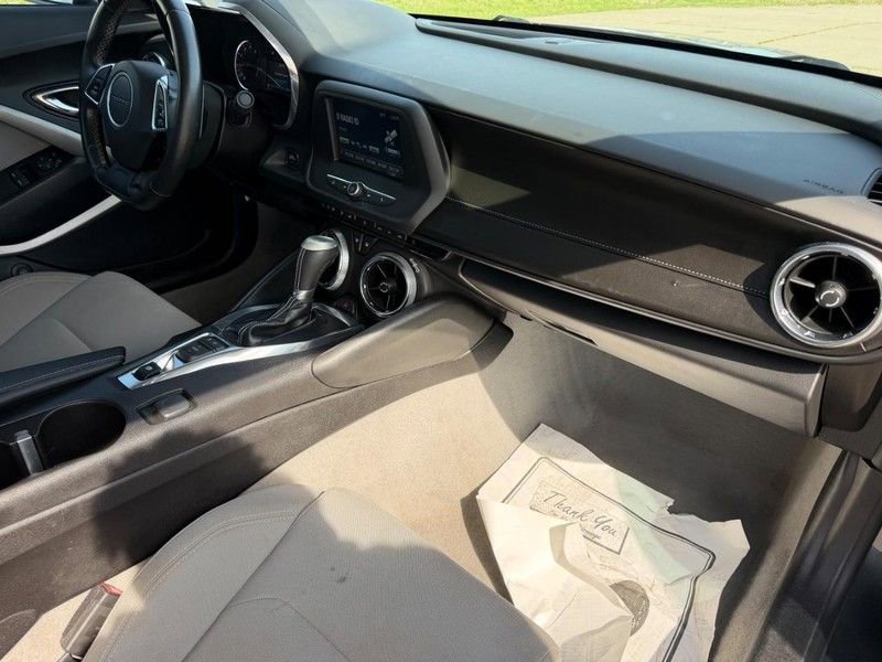Used 2016 Chevrolet Camaro LT image 8