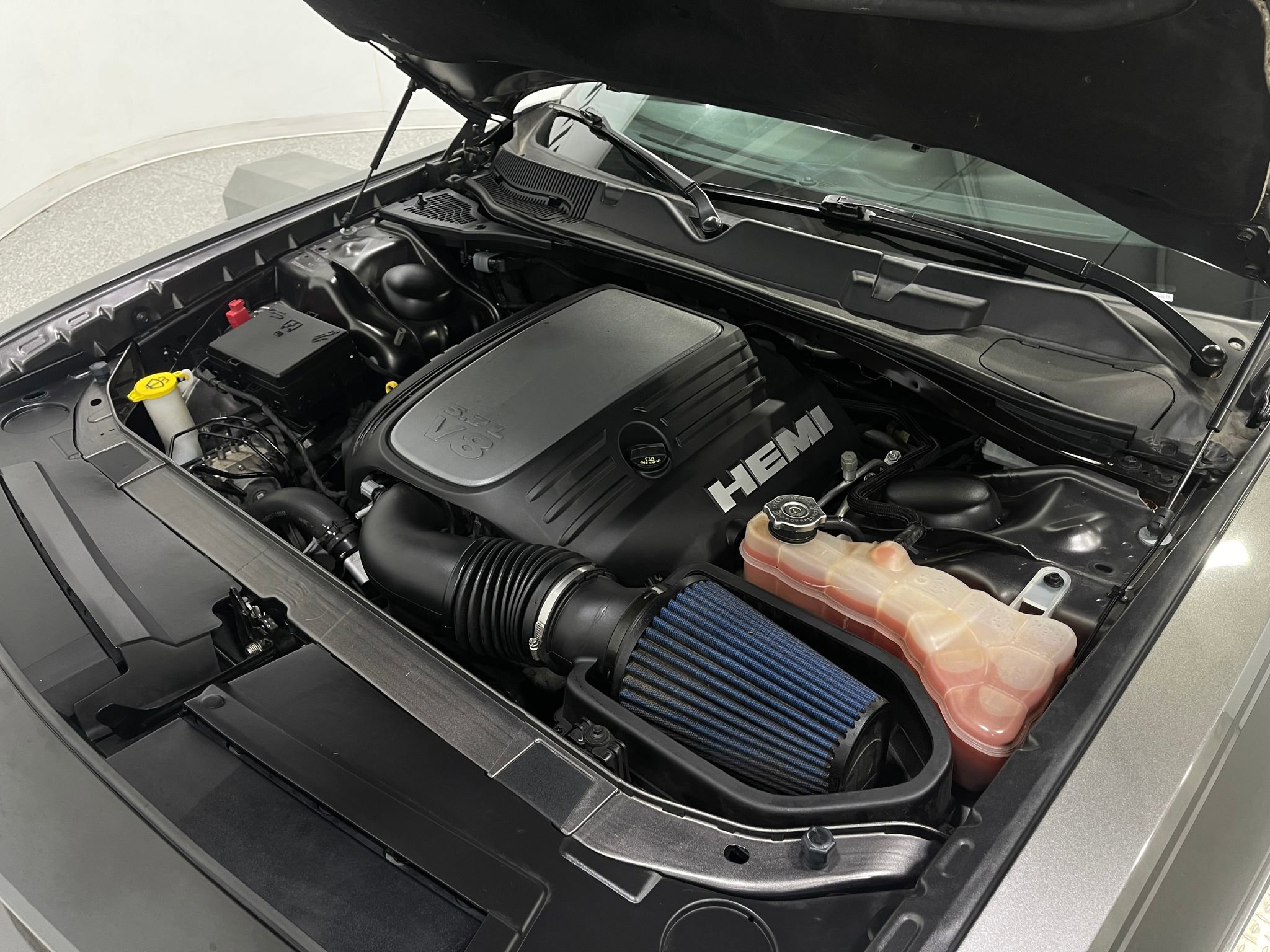 Used 2020 Dodge Challenger R/T w/ T/A Package image 28