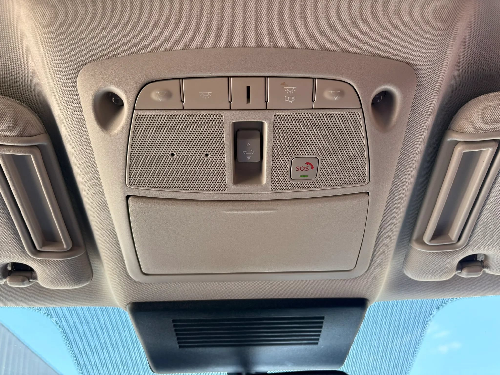 Used 2021 Nissan Armada SL w/ Captain's Chairs Package AWD/4WD image 24