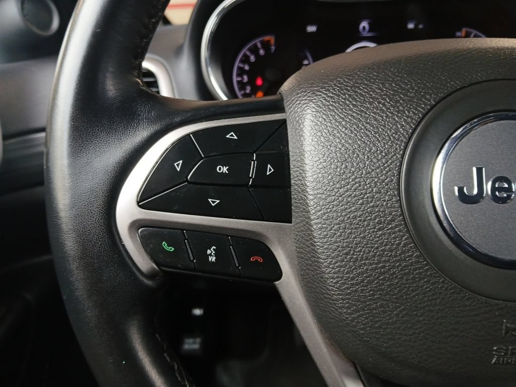 Used 2022 Jeep Grand Cherokee Laredo E w/ Security & Convenience Group AWD/4WD image 11