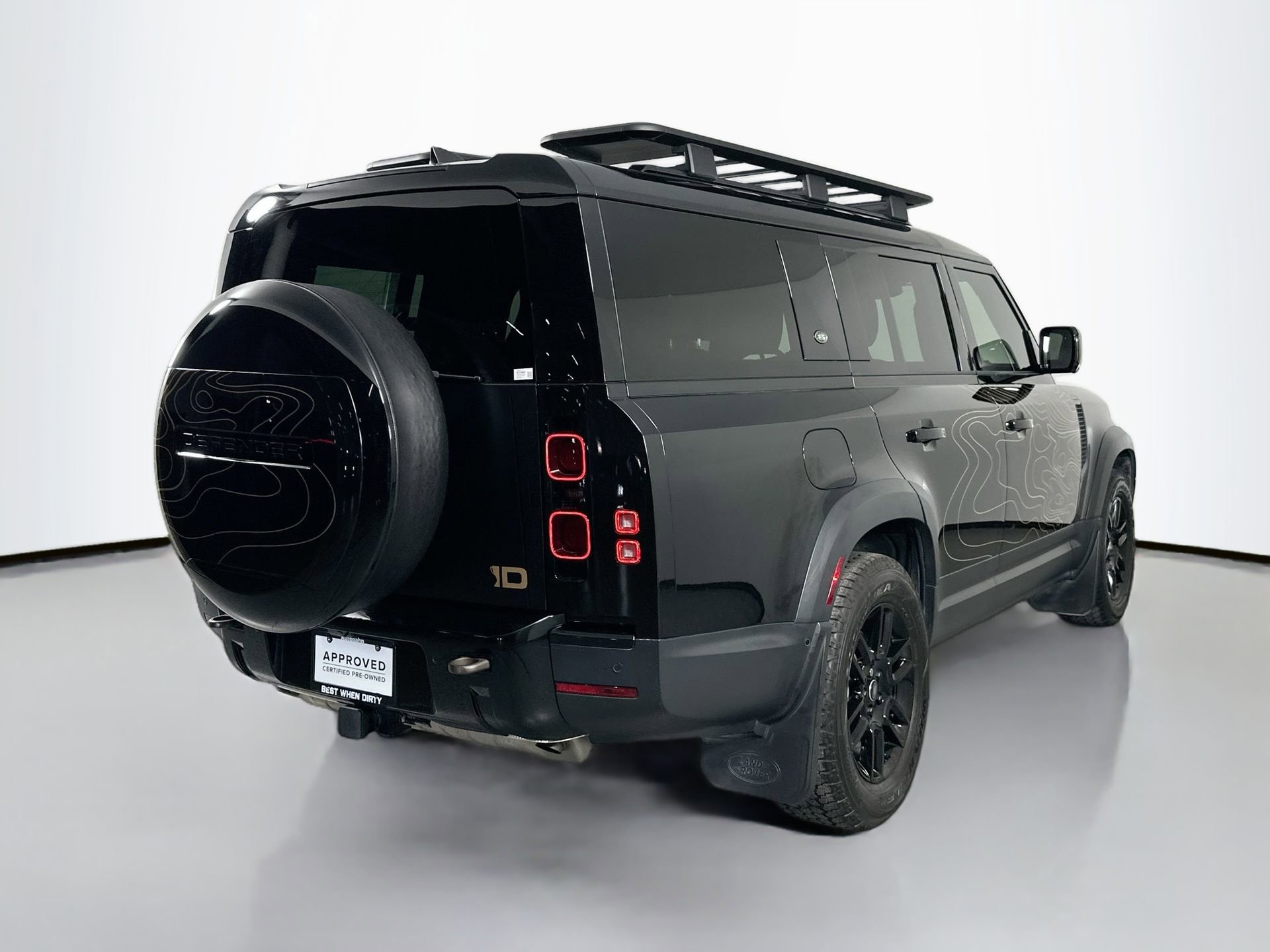 Certified 2023 Land Rover Defender 130 SE image 4