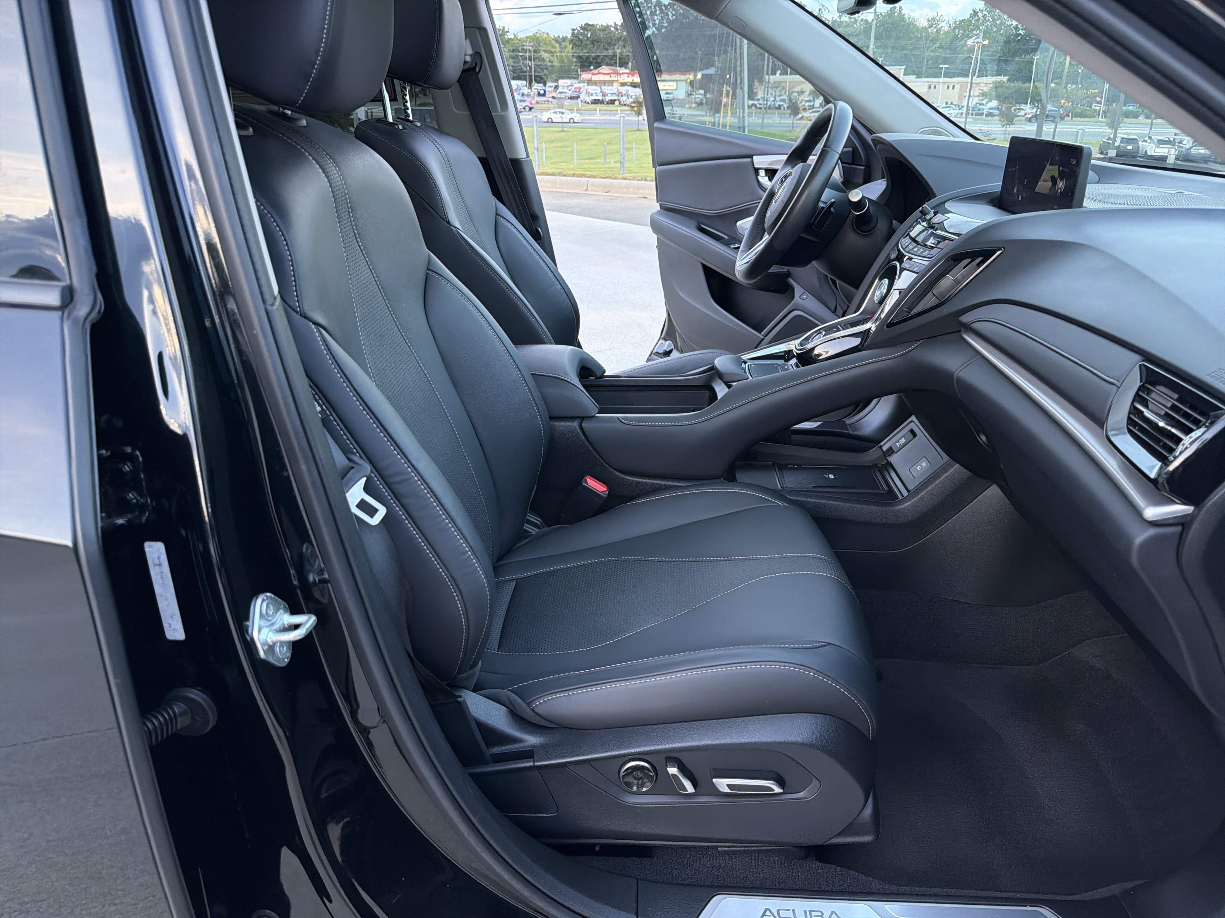 Certified 2024 Acura RDX w/ Technology Package AWD/4WD image 33