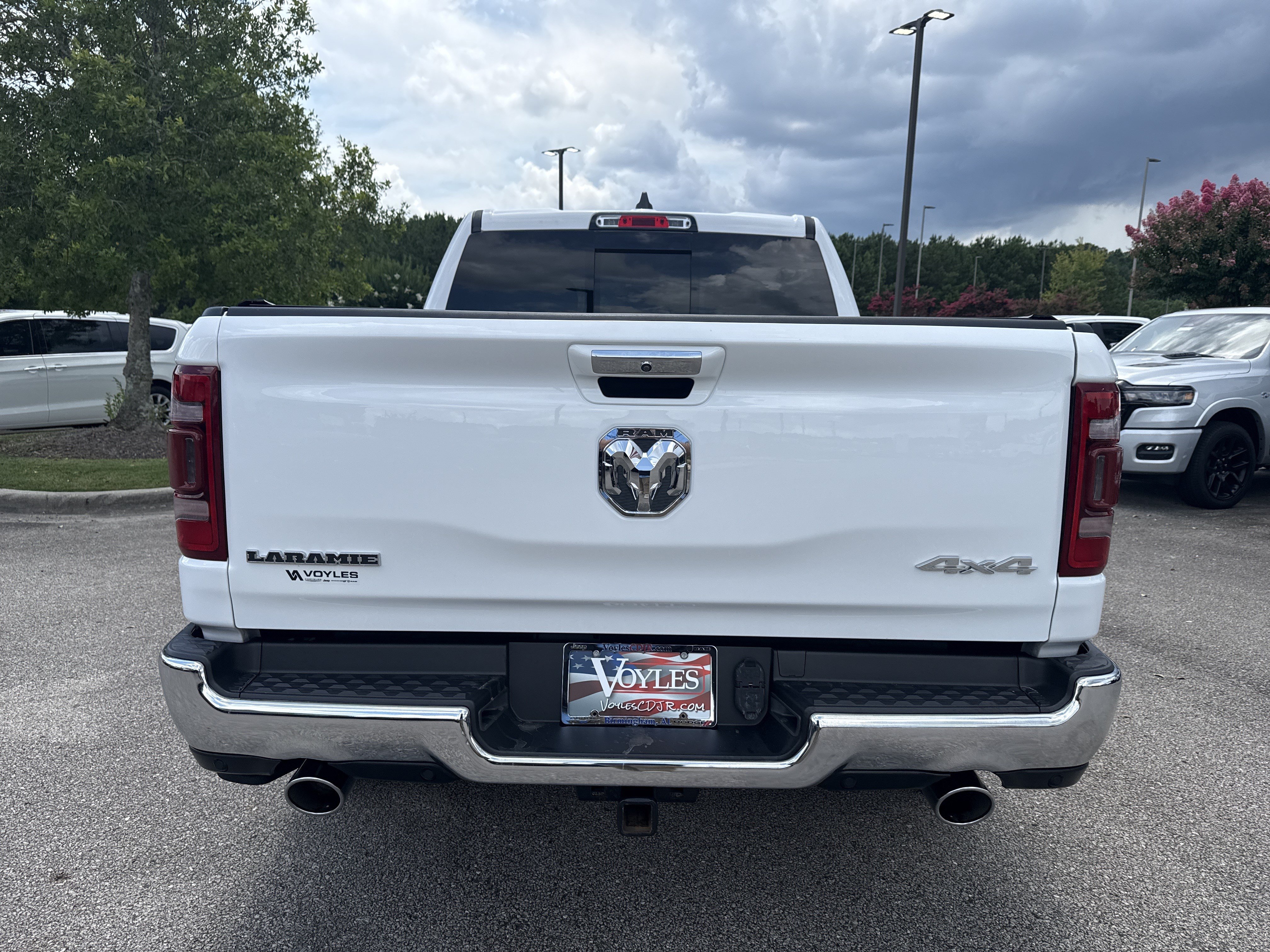 Used 2021 RAM 1500 Laramie AWD/4WD image 6