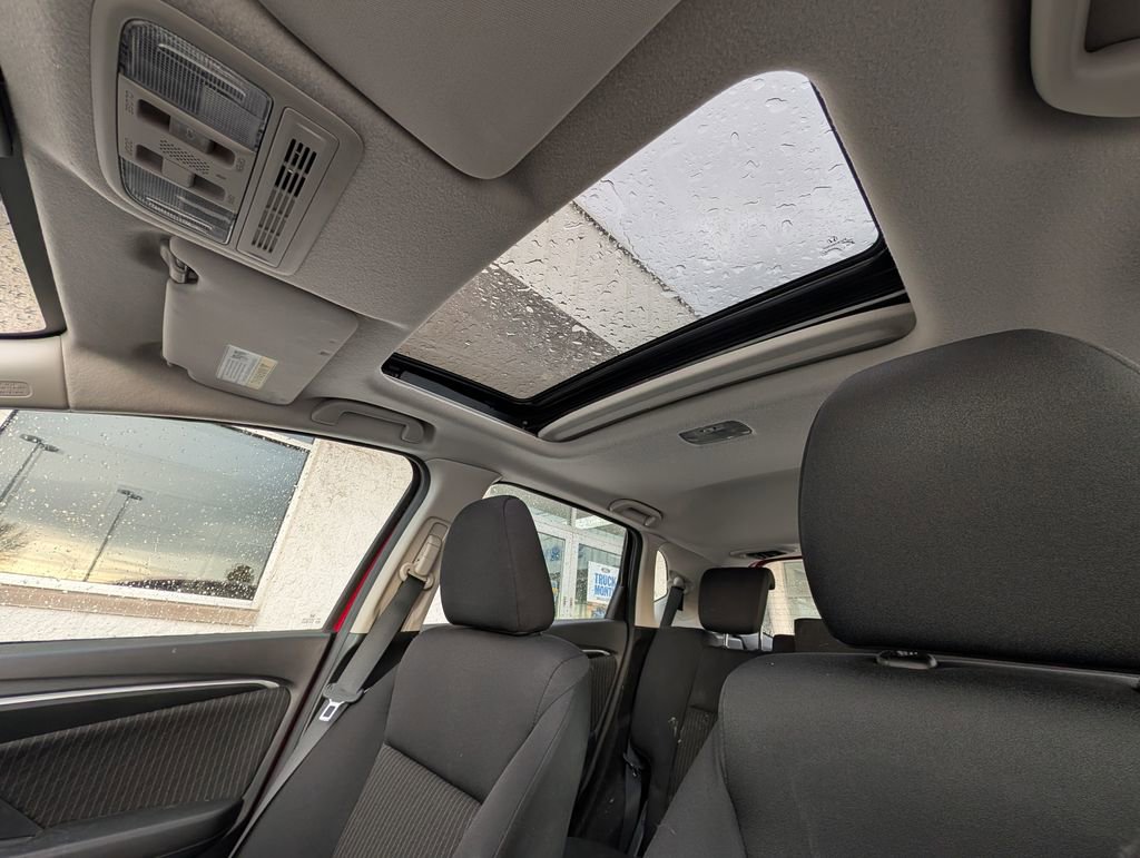 Used 2019 Honda Fit EX image 10