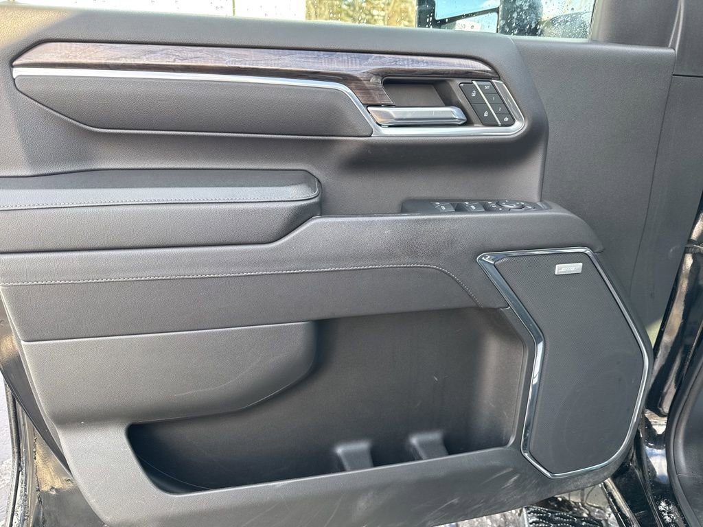 Used 2024 Chevrolet Silverado 2500 LTZ w/ LTZ Convenience Package image 14