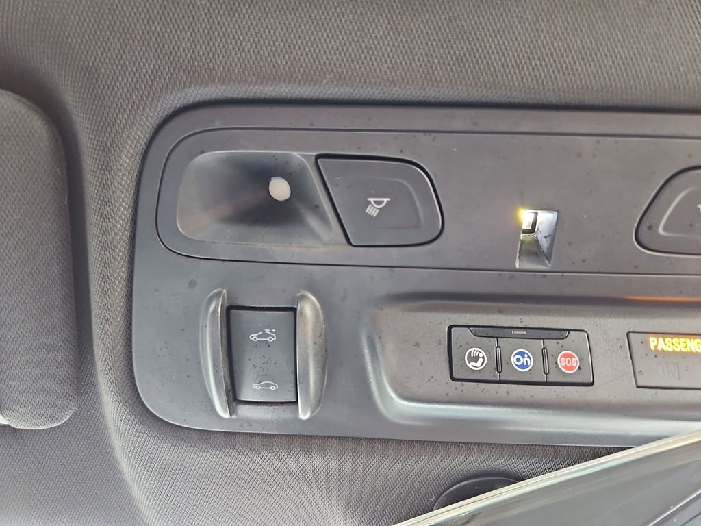 Used 2023 Chevrolet Camaro LT w/ RS Package image 18