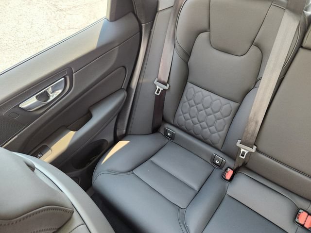 New 2026 Volvo XC60 T8 Core w/ Climate Package AWD/4WD image 13