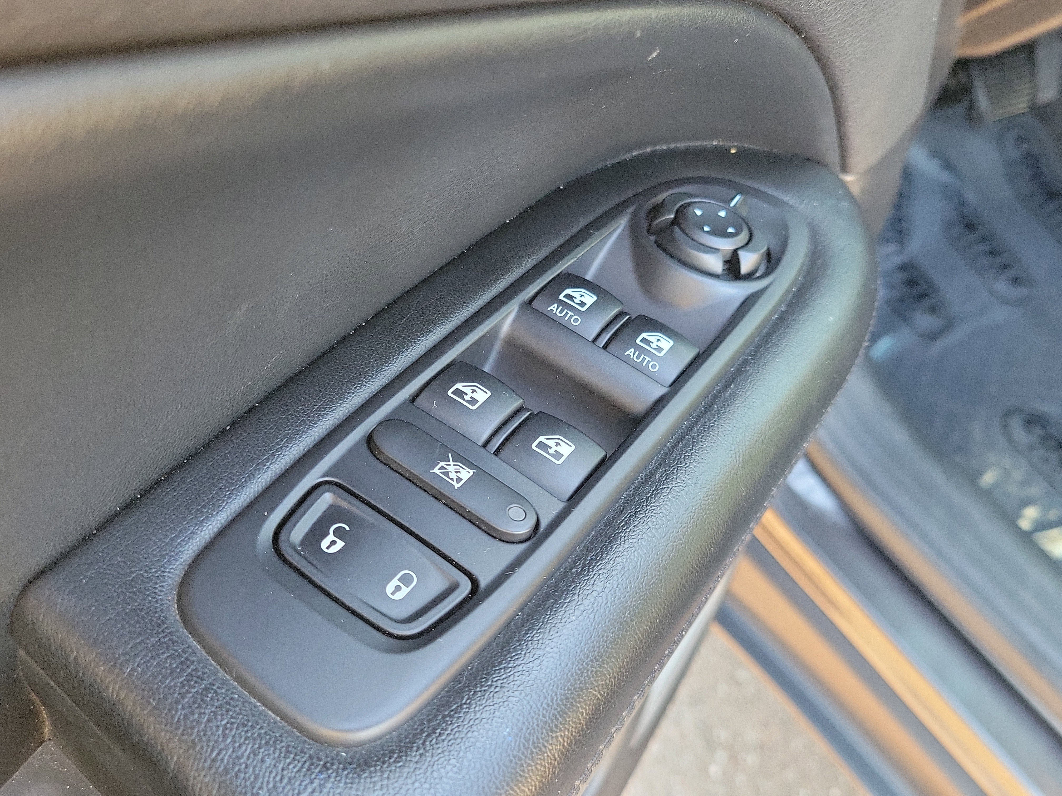 Used 2019 Jeep Compass Altitude image 19