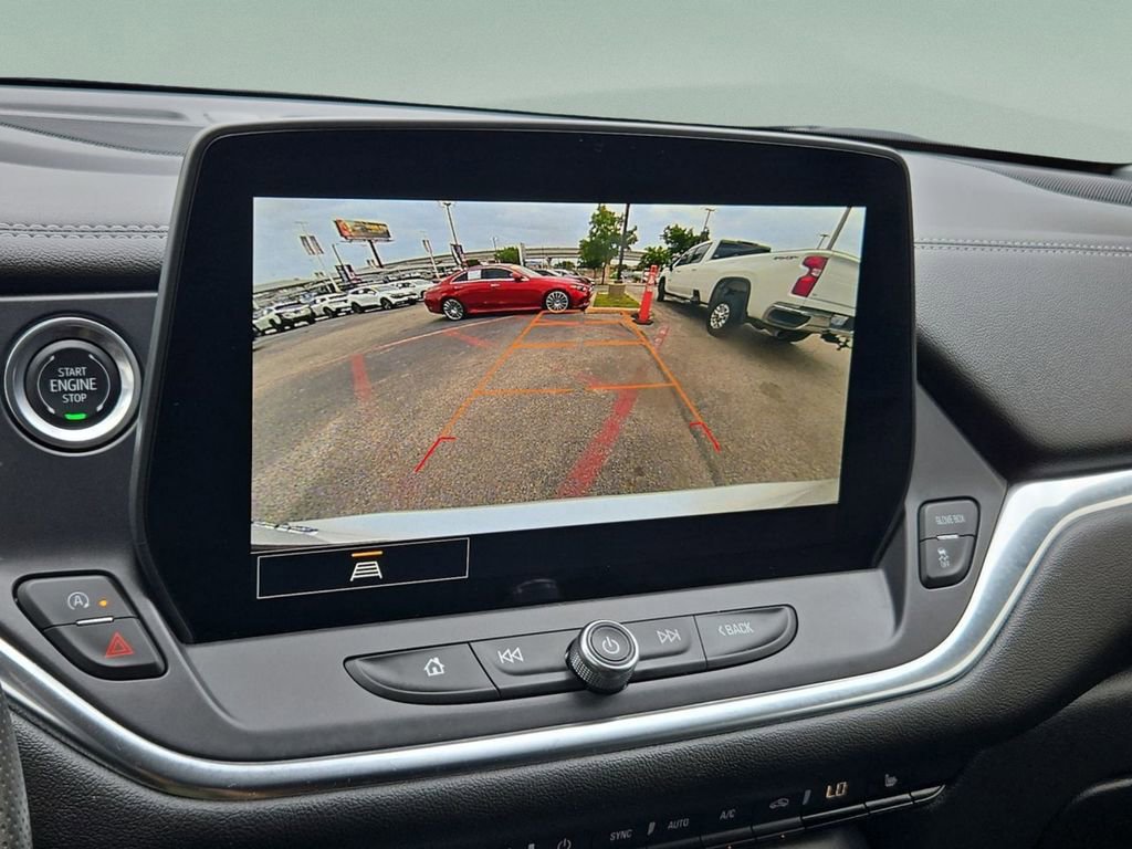 Used 2025 Chevrolet Blazer LT w/ LPO, Floor Liner Package FWD image 12